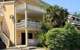 Apartments Asya